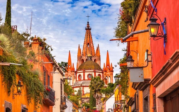How to Choose the Right Neighborhood When Buying a Home in San Miguel de Allende